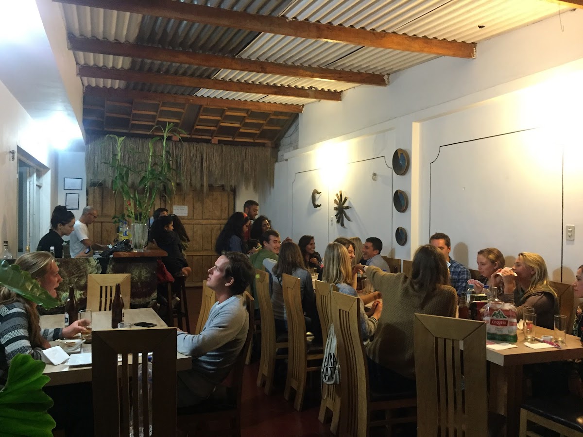 Umi Sushi House Bar